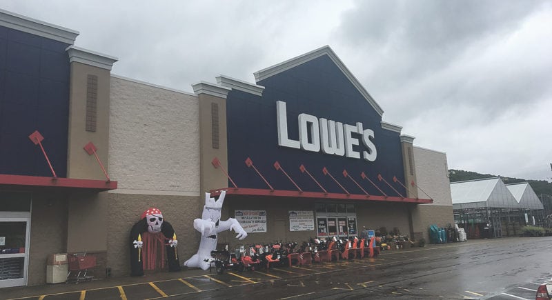 the layoff lowes